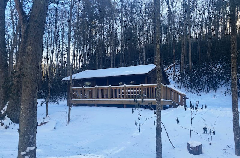 Cabins in Nature's Mountain Playground to Escape To Right Now